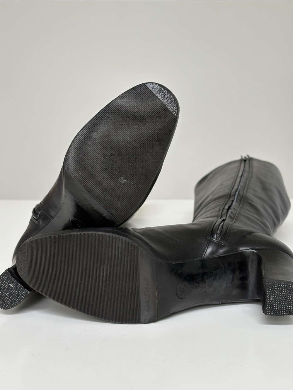 CHANEL Vintage Black Tall Leather Boots - 1990’s - Picture 6 of 11